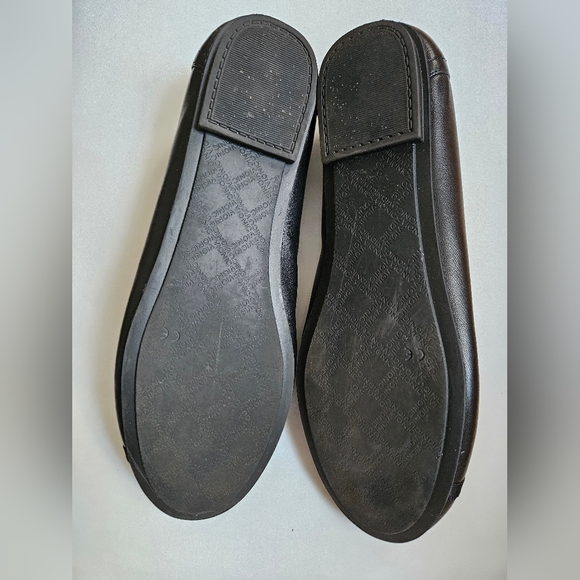 Vionic Caroll Women's Classic Black Flats - Picture 8 of 8